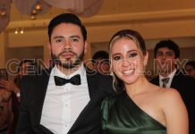 ¡Fiesta para todos! Xalapeños comparten grato y exclusivo ambiente.